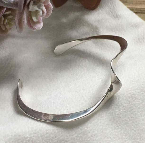 800 Sterling Silver Wave Cuff Bracelet - Shop Thrifty Treasures