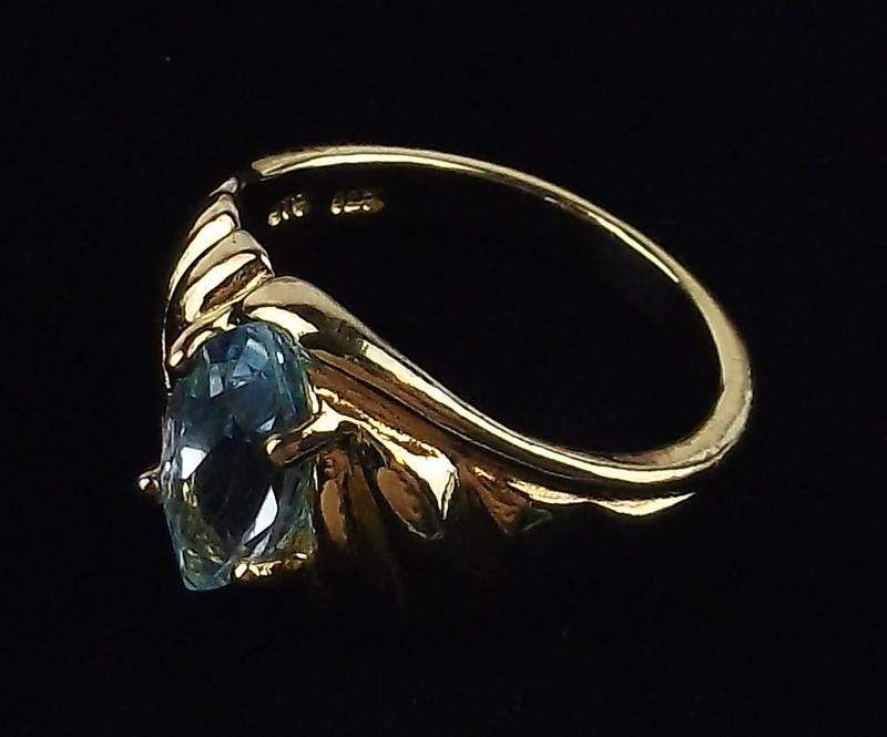 14k Gold Plated Sterling Silver Blue Topaz Ring Size 9