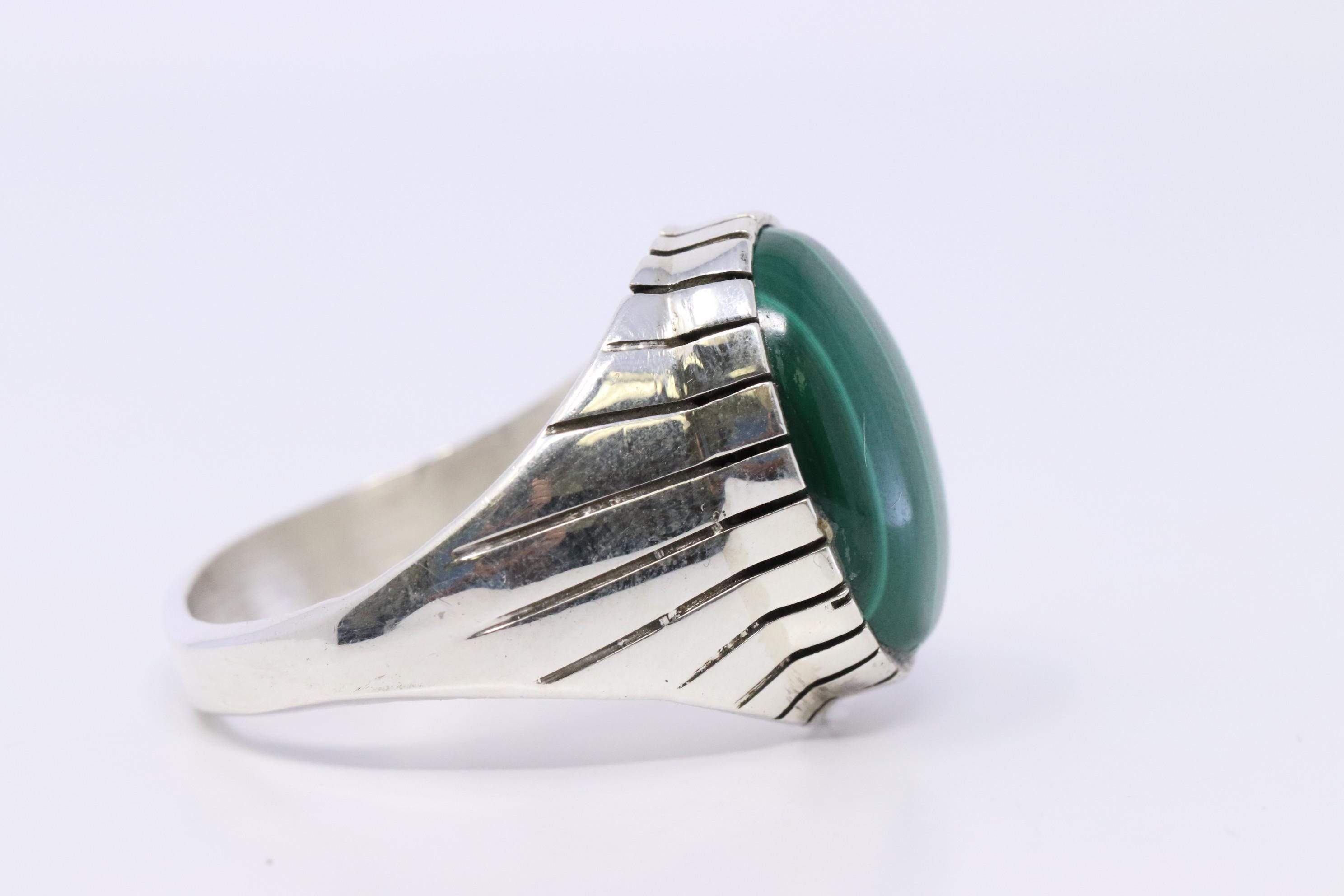 Navajo Handmade Sterling Silver Malachite Ring By Ray Jack - Shop Thrifty Treasures