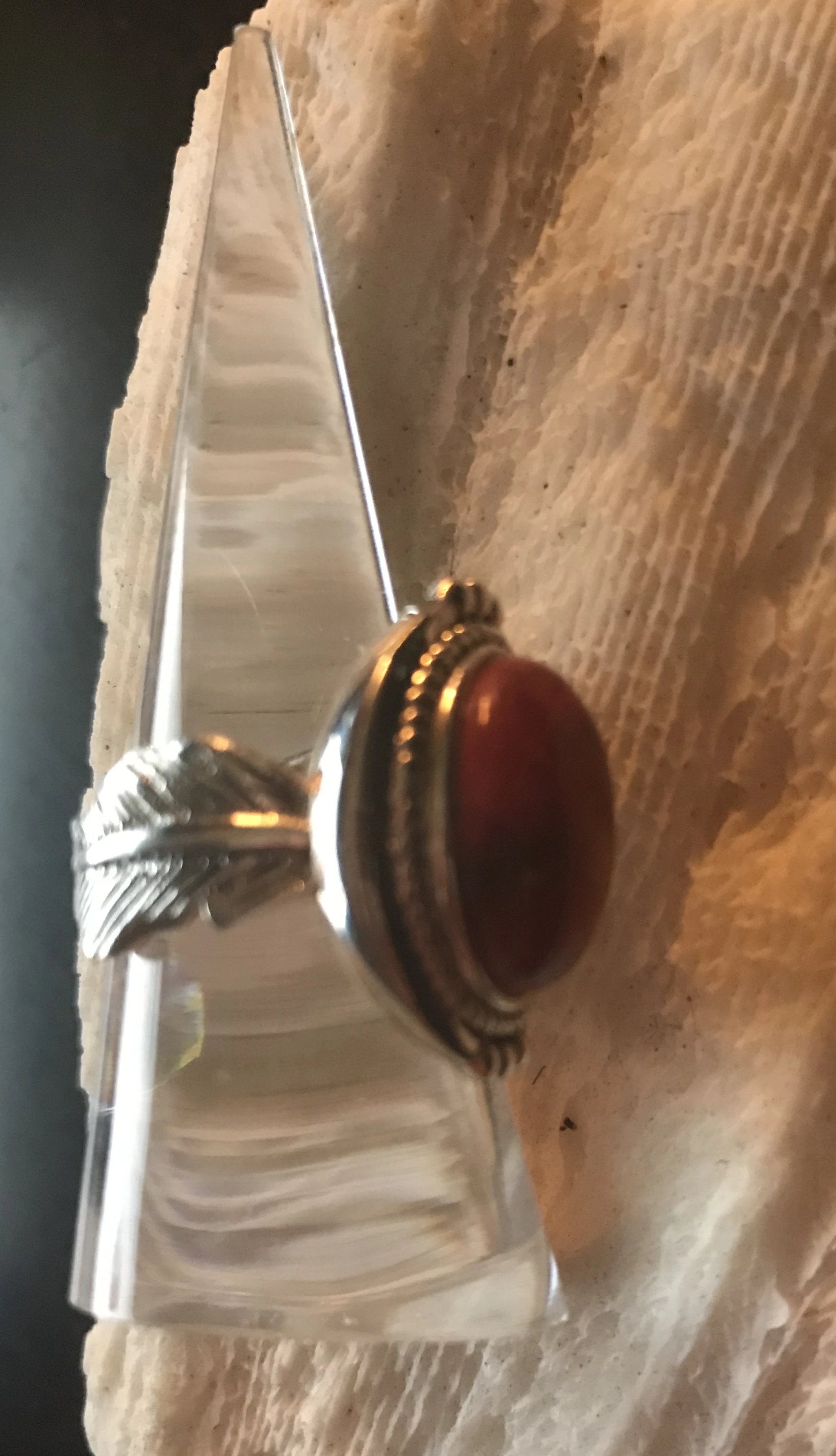 Sterling Silver Oval Red Coral Leaf Detailed Ring-Size 8 - Shop Thrifty Treasures