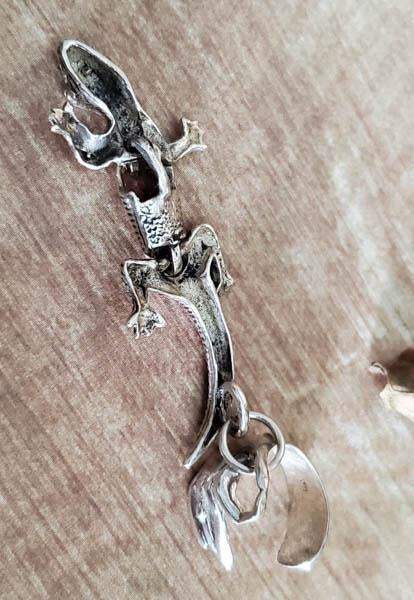 Unusual Sterling Silver Gecko Ear Cuff - Shop Thrifty Treasures
