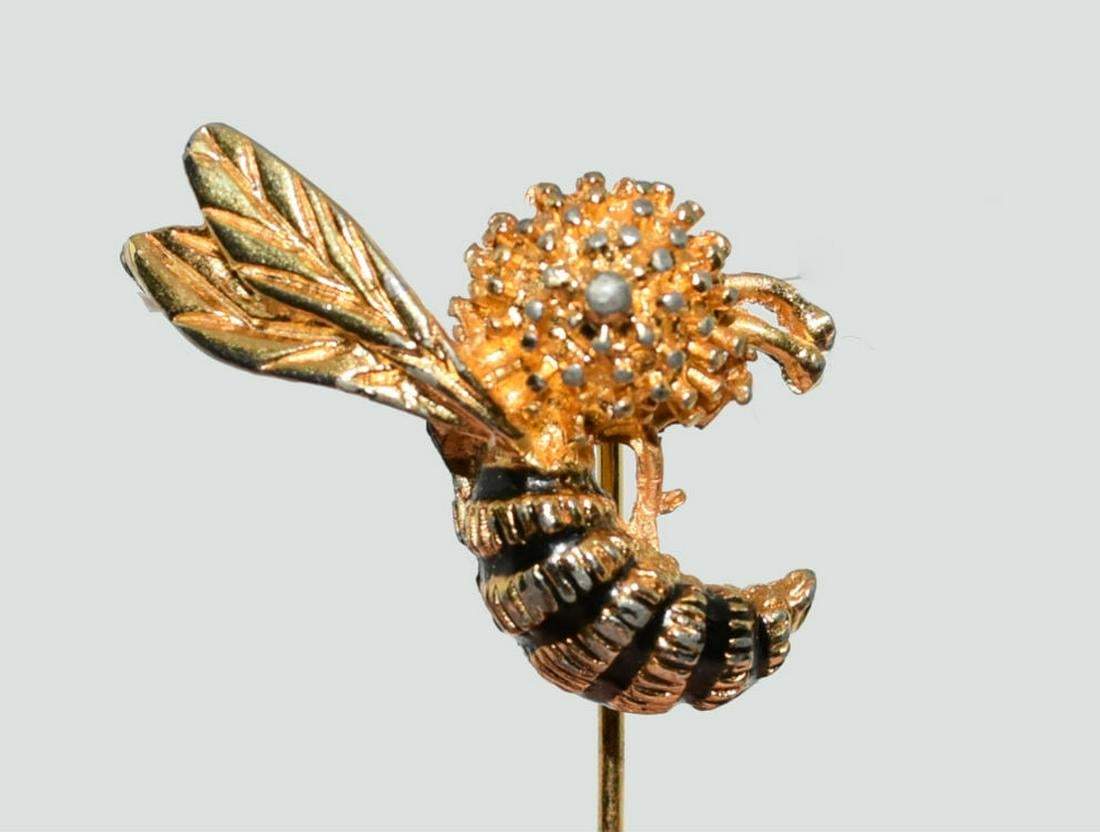 Vintage Gold Finished Enamel Bee Shirt or Tie Pin - Shop Thrifty Treasures