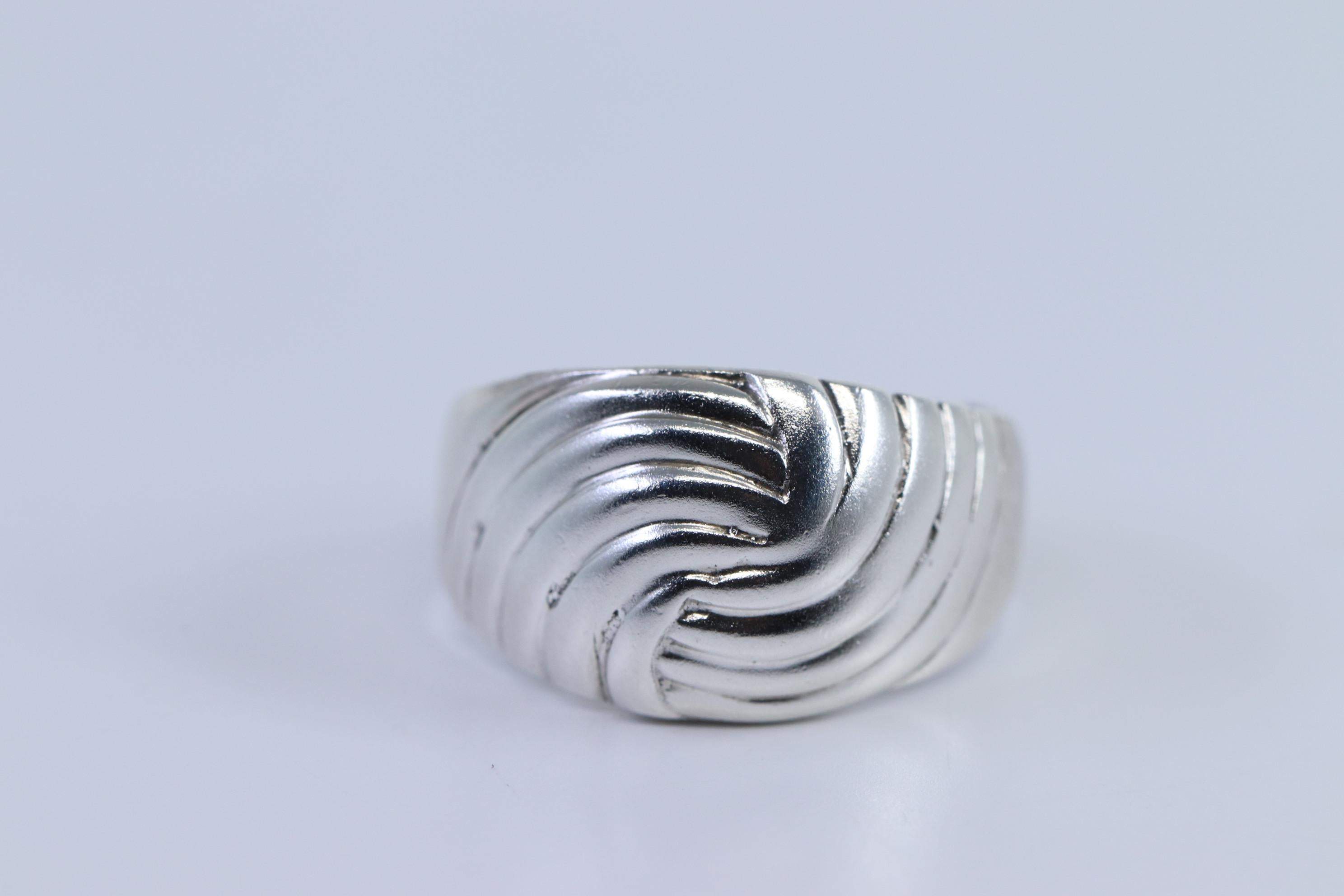 Vintage Sterling Silver Wave Ring Size 6.5 - Shop Thrifty Treasures