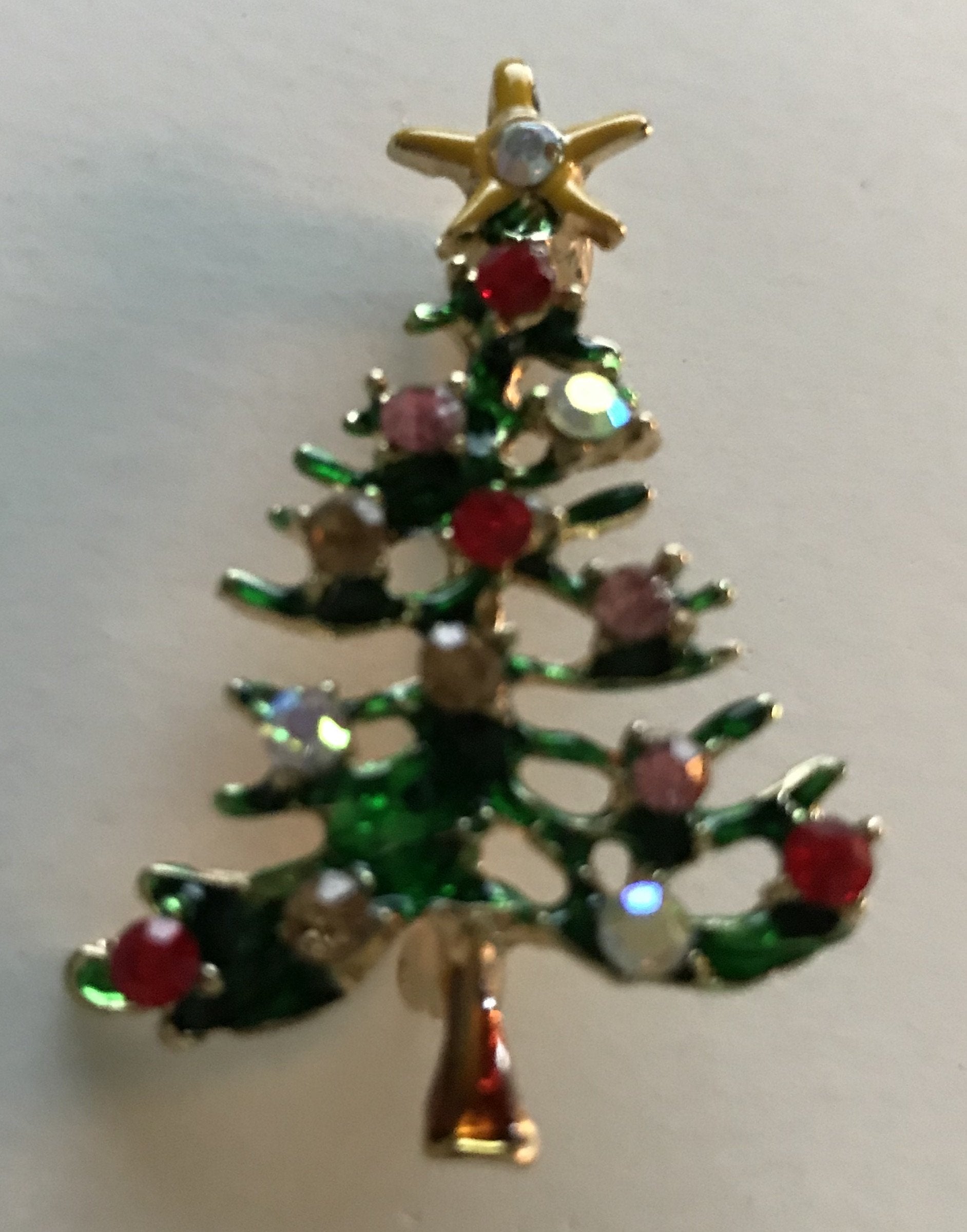 Christmas Tree Pins Brooches for the Holidays - Shop Thrifty Treasures